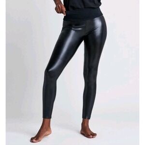 SPANX 20258 Faux Leather Leggings Pants Tummy Control Slim Shaping Black Medium